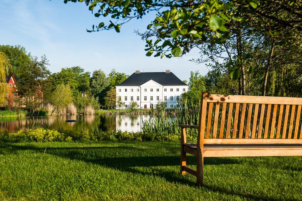 Schlossgut Gross Schwansee Ngoại thất bức ảnh The manor house